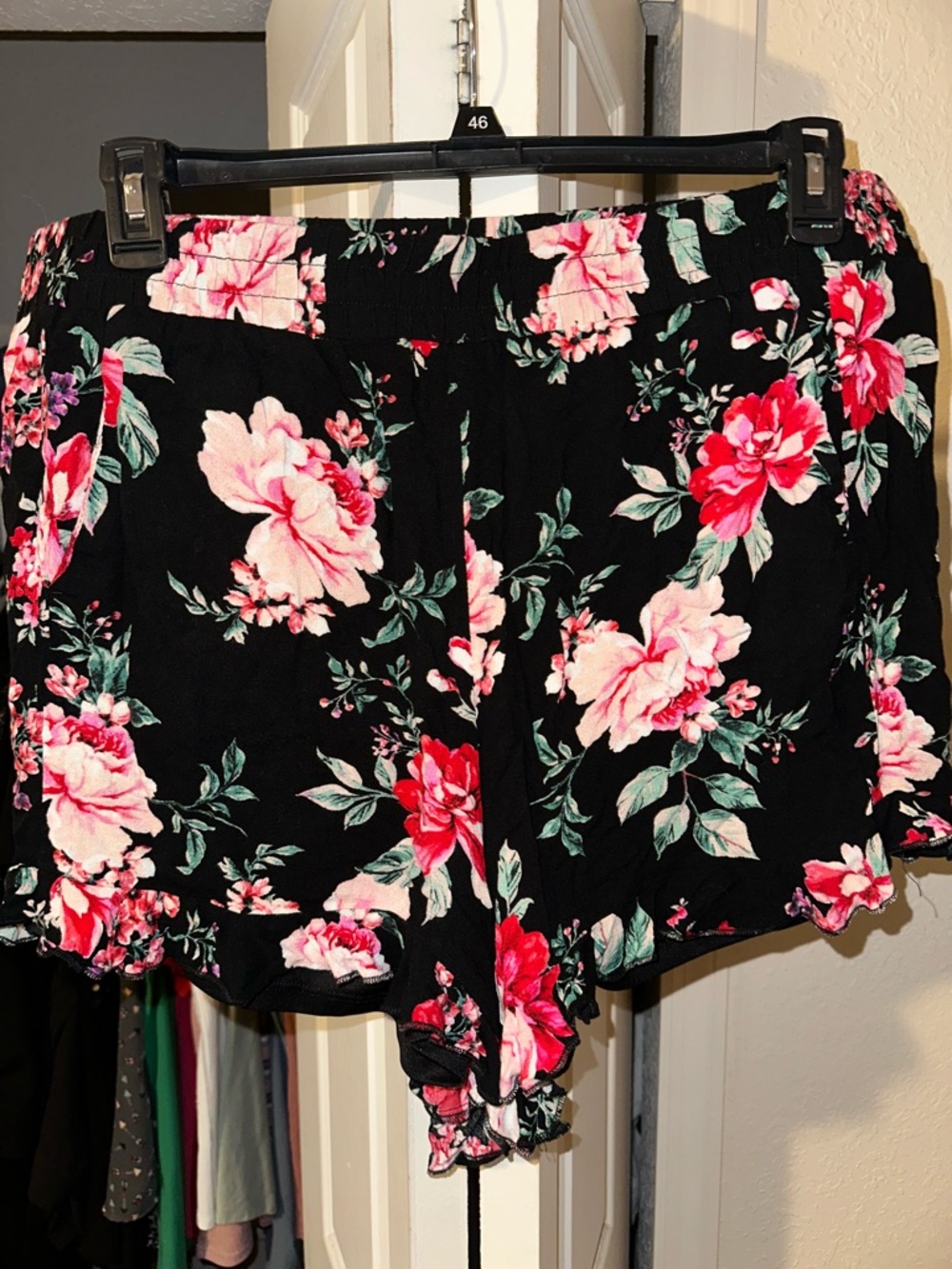 torrid Black Floral High-Waist Ruffle Hem Shorts